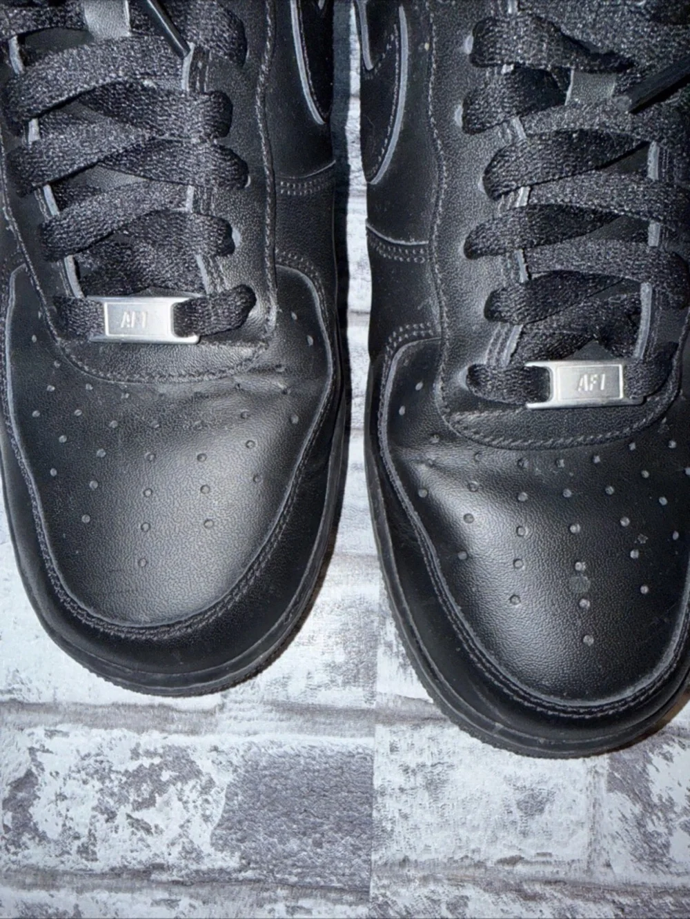 Used Nike Air Force 1 '07 Low Triple Black Shoes Mens Size 10.5 CW2288-001 - Picture 8 of 9